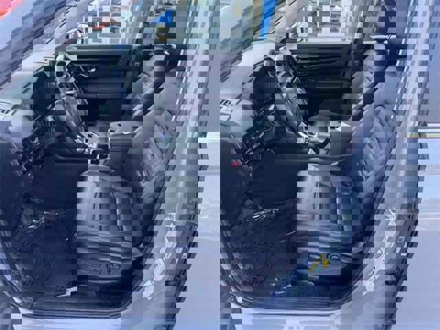 Used 2025 Honda CR-V EX-L image 12