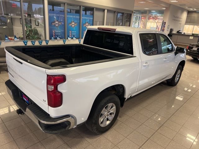Used 2022 Chevrolet Silverado 1500 LT AWD/4WD image 6