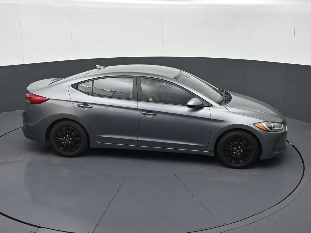 Used 2017 Hyundai Elantra SE FWD image 26