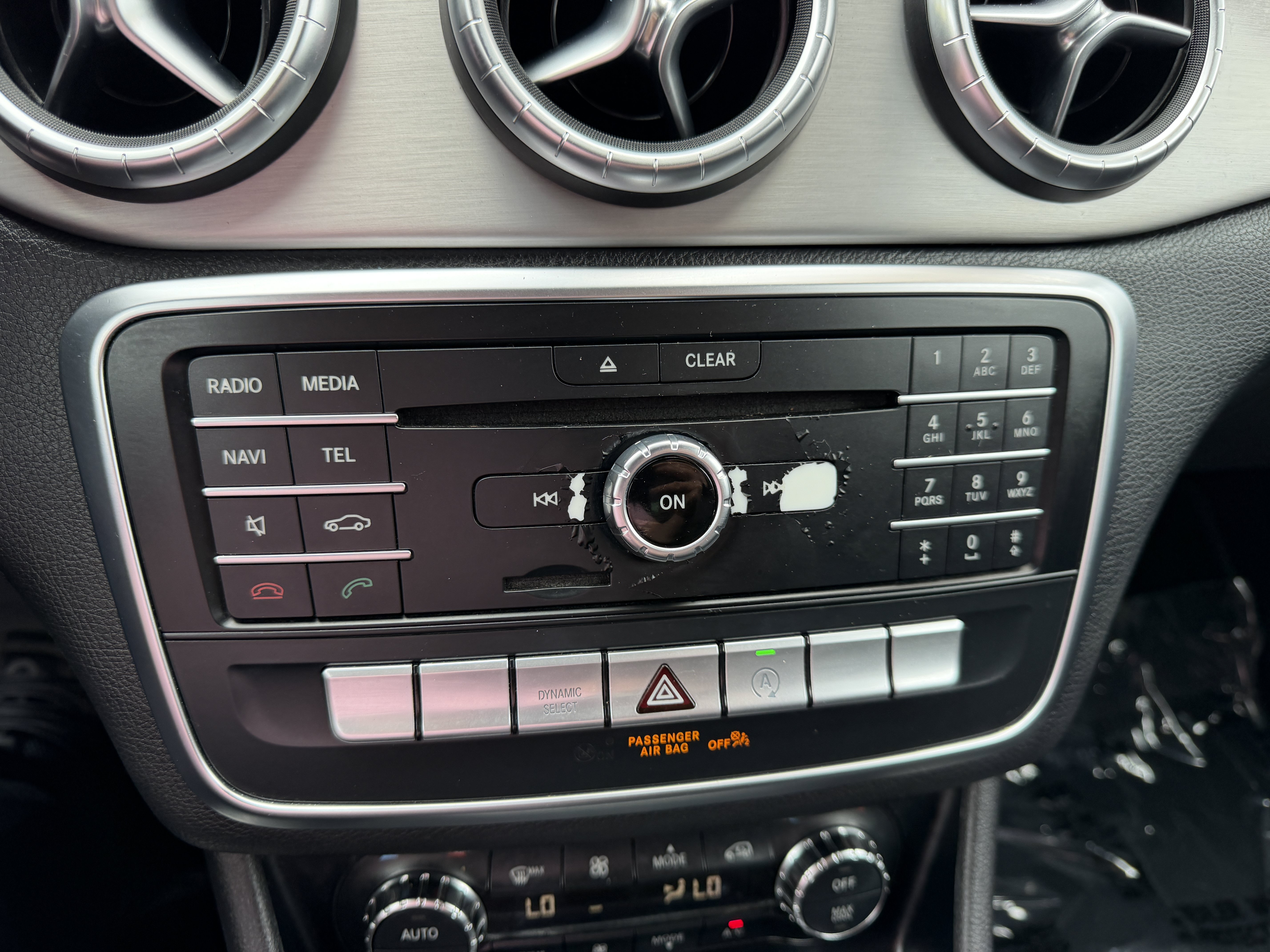 Used 2018 Mercedes-Benz CLA 250 image 23