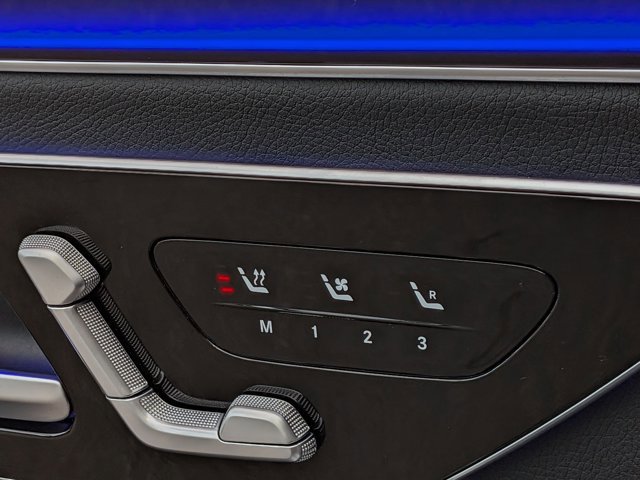 Used 2023 Mercedes-Benz S 500 S 500 image 17