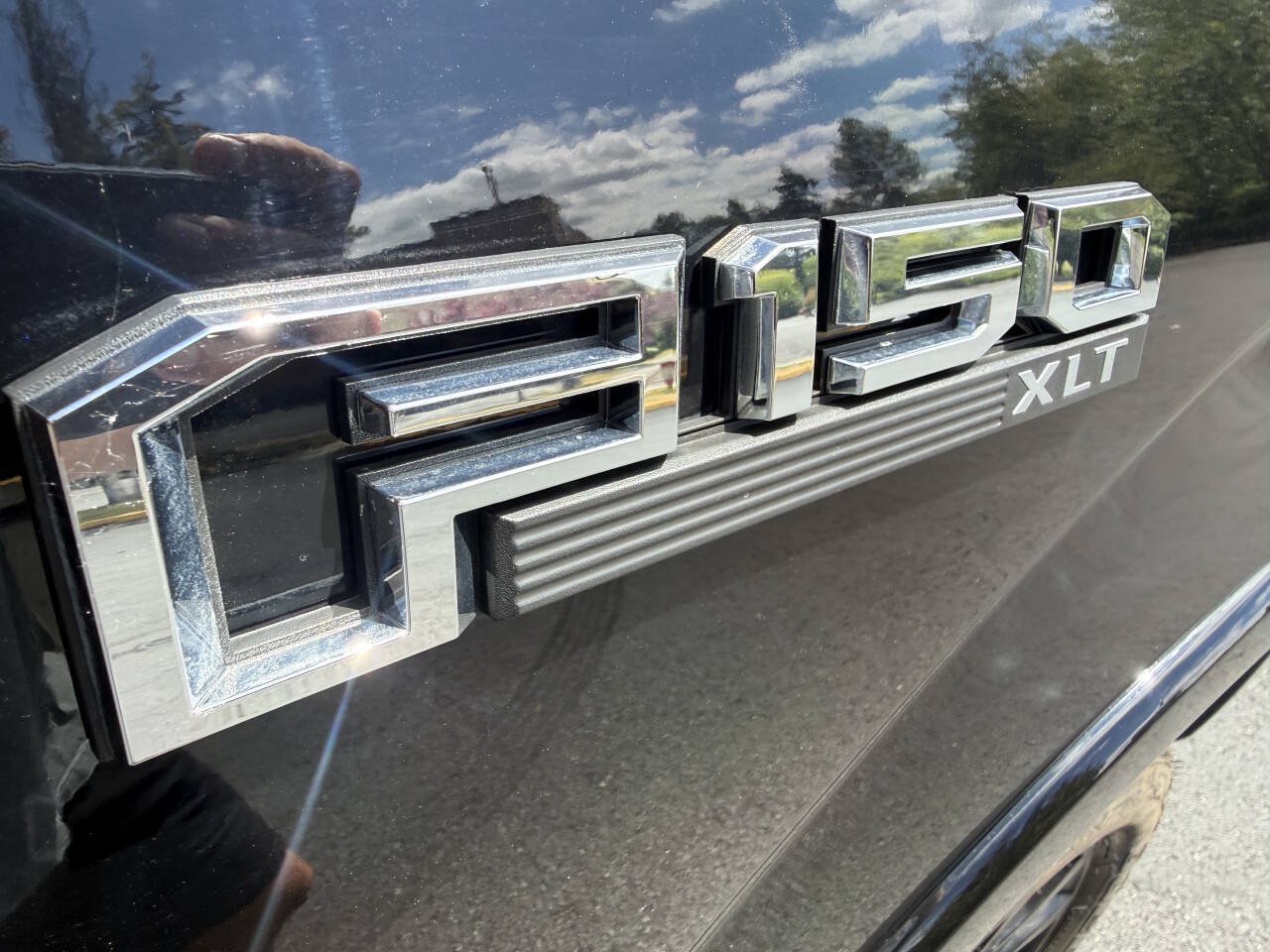 Used 2018 Ford F150 XLT w/ Equipment Group 302A Luxury AWD/4WD image 24