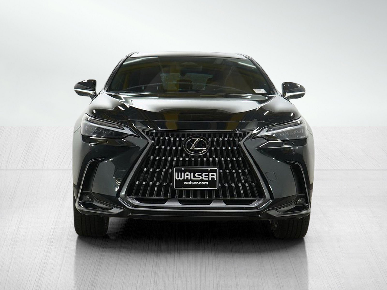 Used 2025 Lexus NX 450h+ AWD w/ Luxury Package image 8