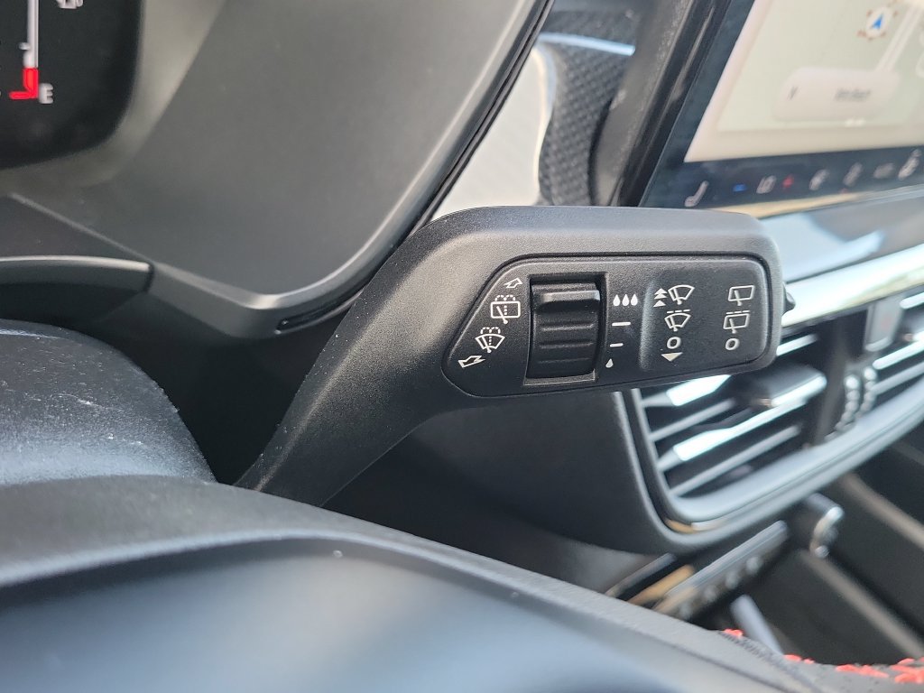 Used 2023 Ford Escape ST-Line w/ Tech Pack #1 AWD/4WD image 12