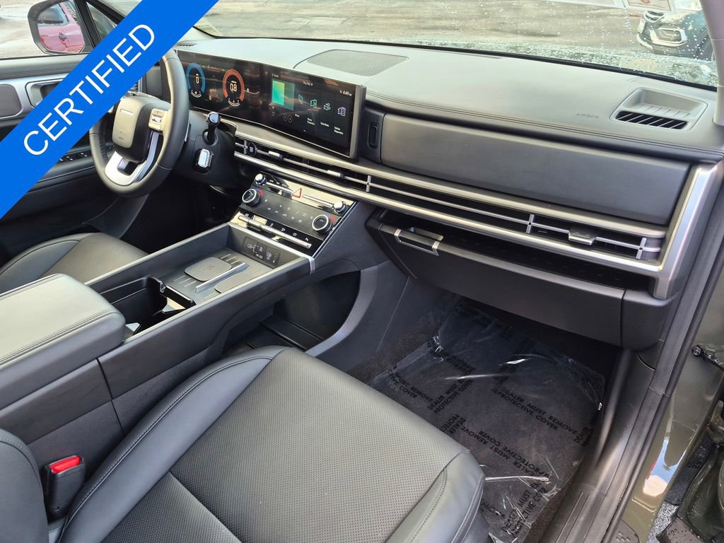Used 2025 Hyundai Santa Fe SEL image 32