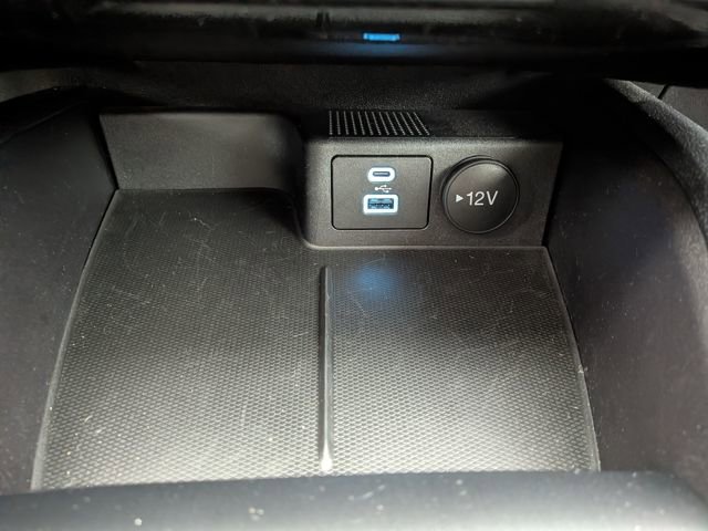 Used 2022 Ford Escape SE w/ Convenience Package image 9