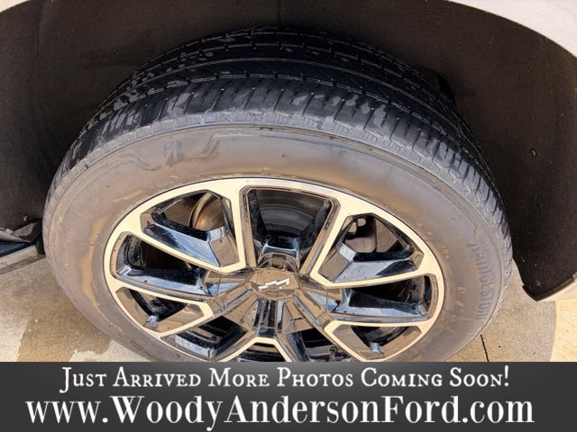 Used 2022 Chevrolet Tahoe RST w/ Luxury Package RWD image 8