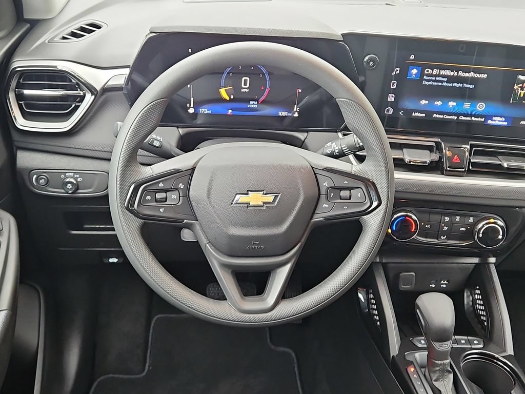 Used 2026 Chevrolet TrailBlazer LT FWD image 24