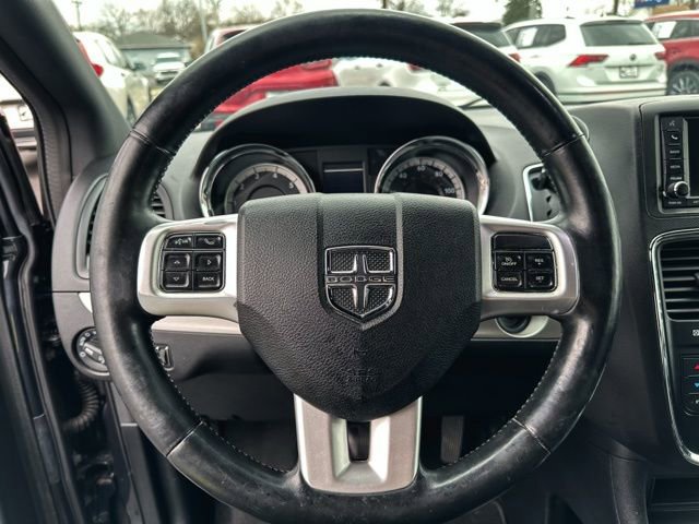 Used 2014 Dodge Grand Caravan R/T w/ Driver Convenience Group image 15