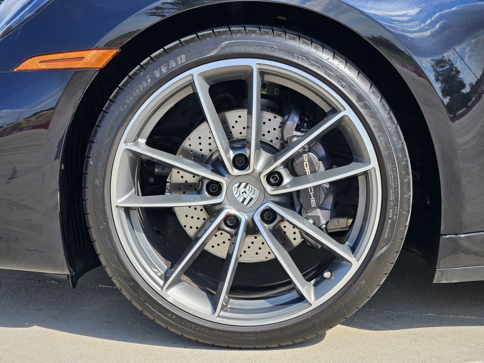 Used 2023 Porsche 911 Carrera T RWD image 12