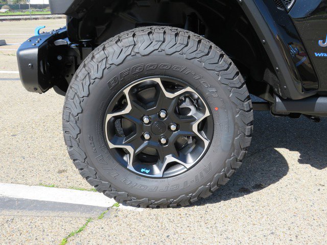 New 2023 Jeep Wrangler Rubicon w/ Steel Bumper Group image 11