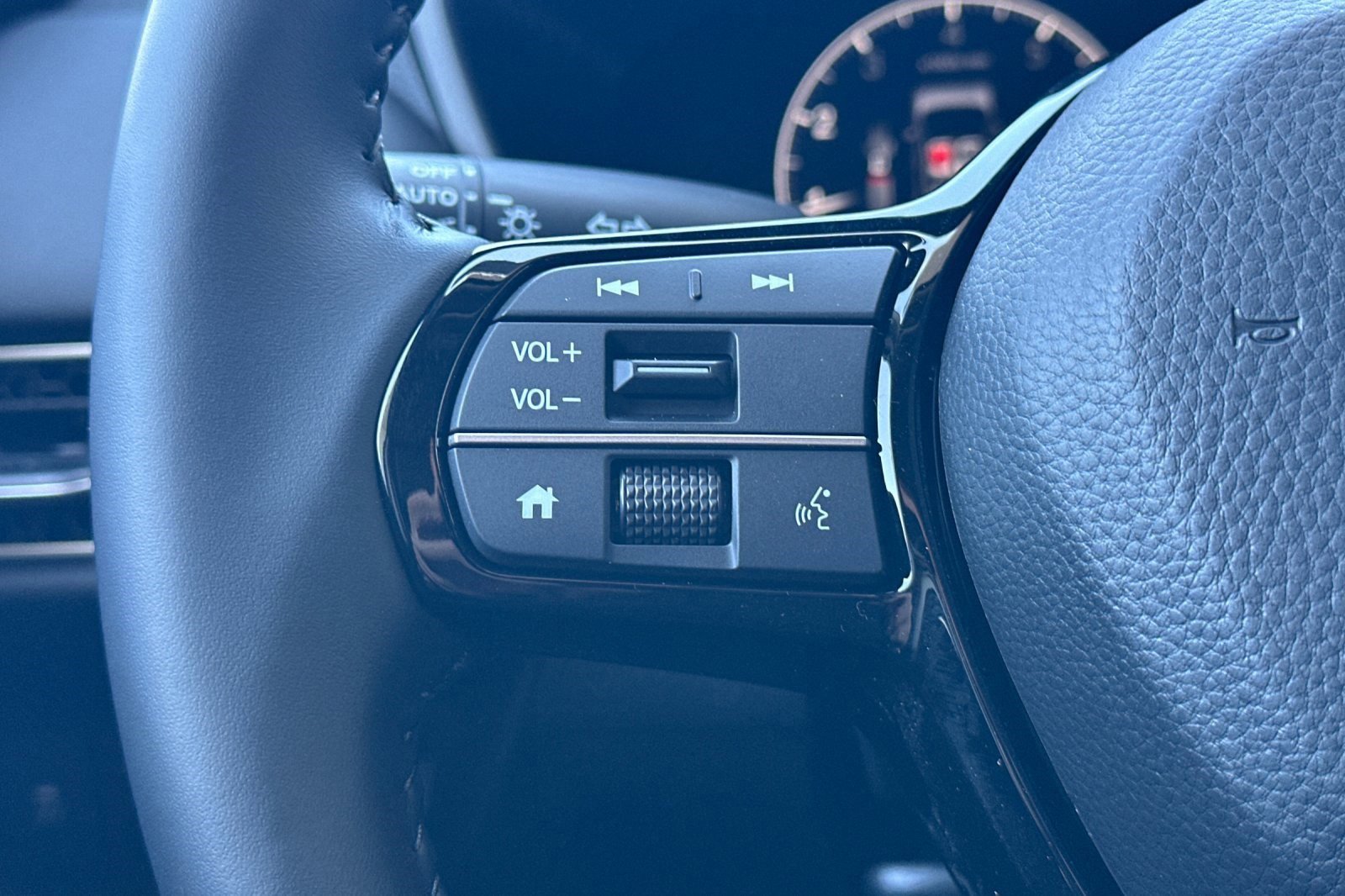 New 2026 Honda HR-V EX-L image 16