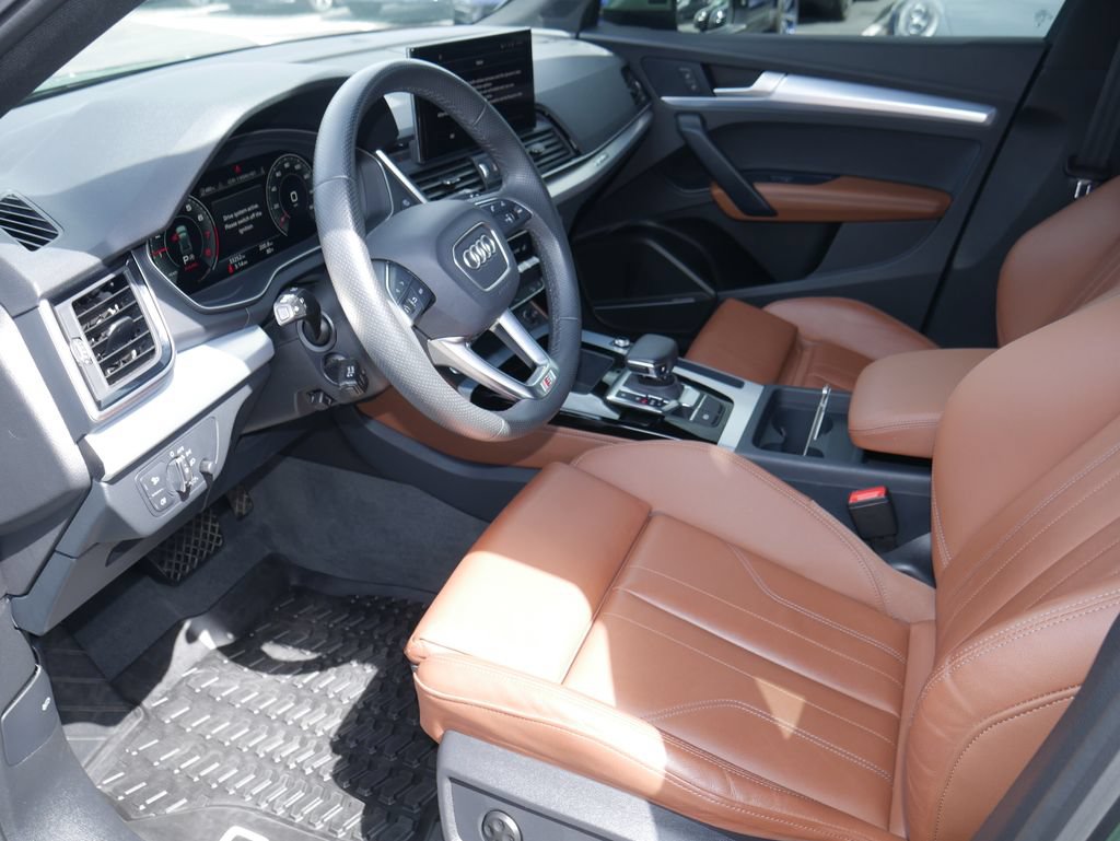 Certified 2024 Audi Q5 2.0T Premium Plus AWD/4WD image 10