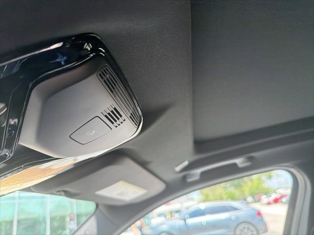 Used 2023 BMW X3 xDrive30i w/ Premium Package w/ZPA AWD/4WD image 12