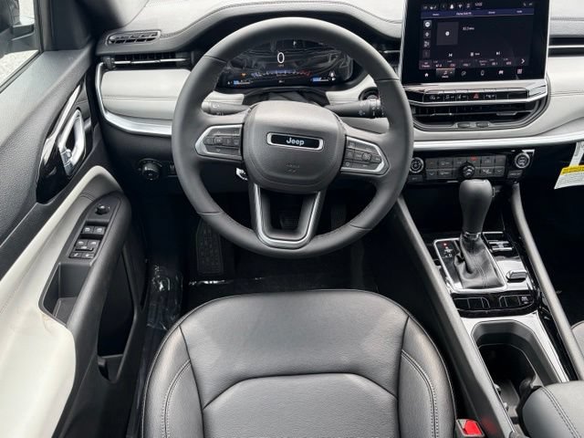 New 2026 Jeep Compass Limited AWD/4WD image 32