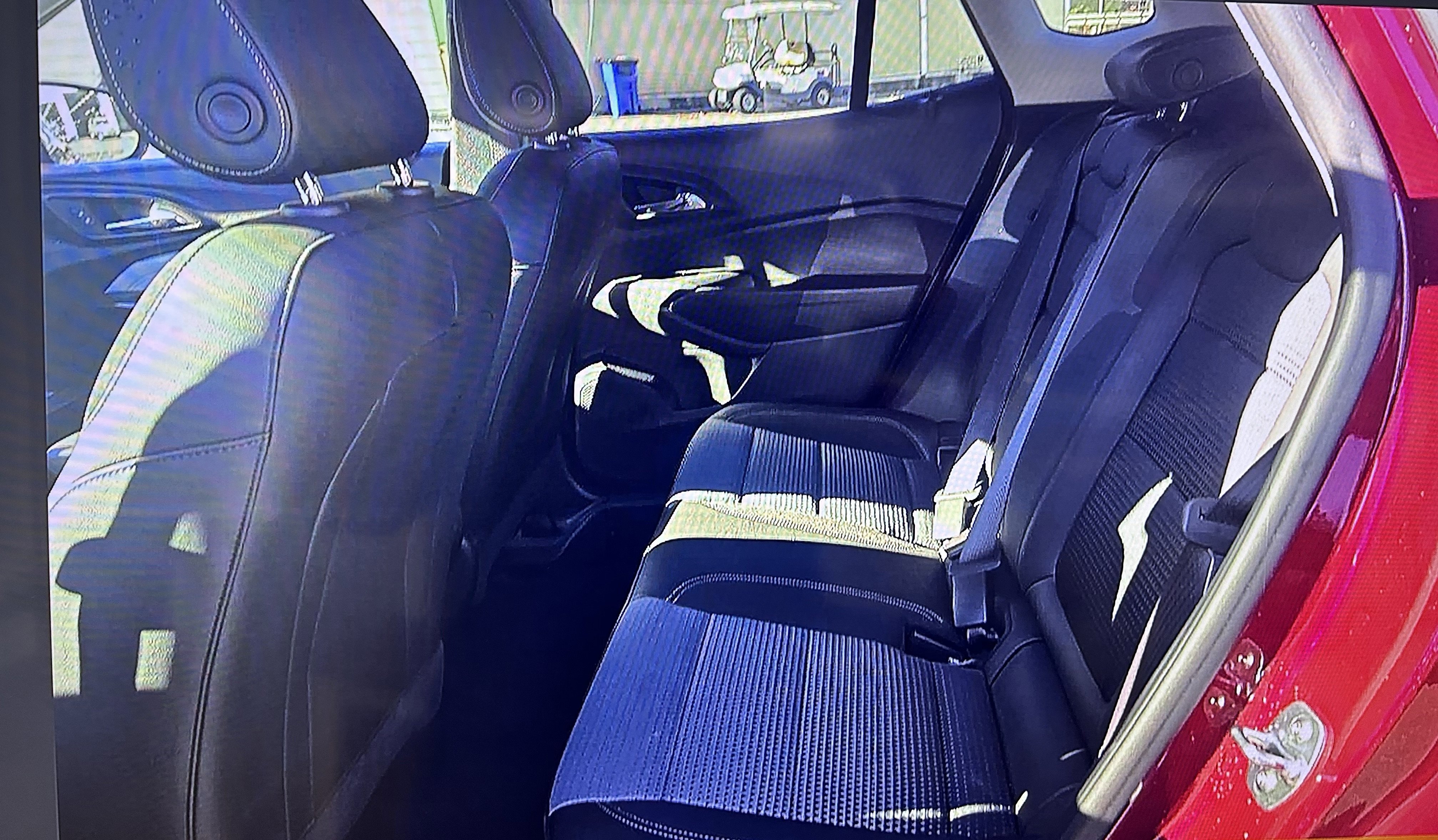 Used 2025 Chevrolet Trax LT w/ LT Convenience Package image 11