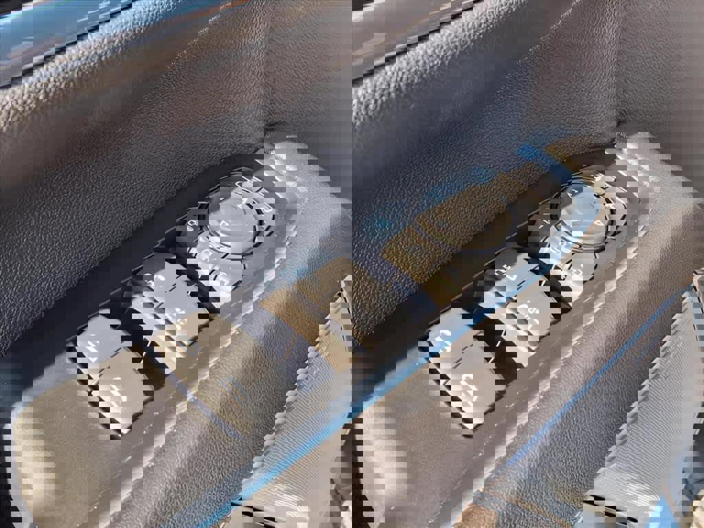 Used 2024 Chevrolet Silverado 2500 High Country w/ High Country Premium Package image 14