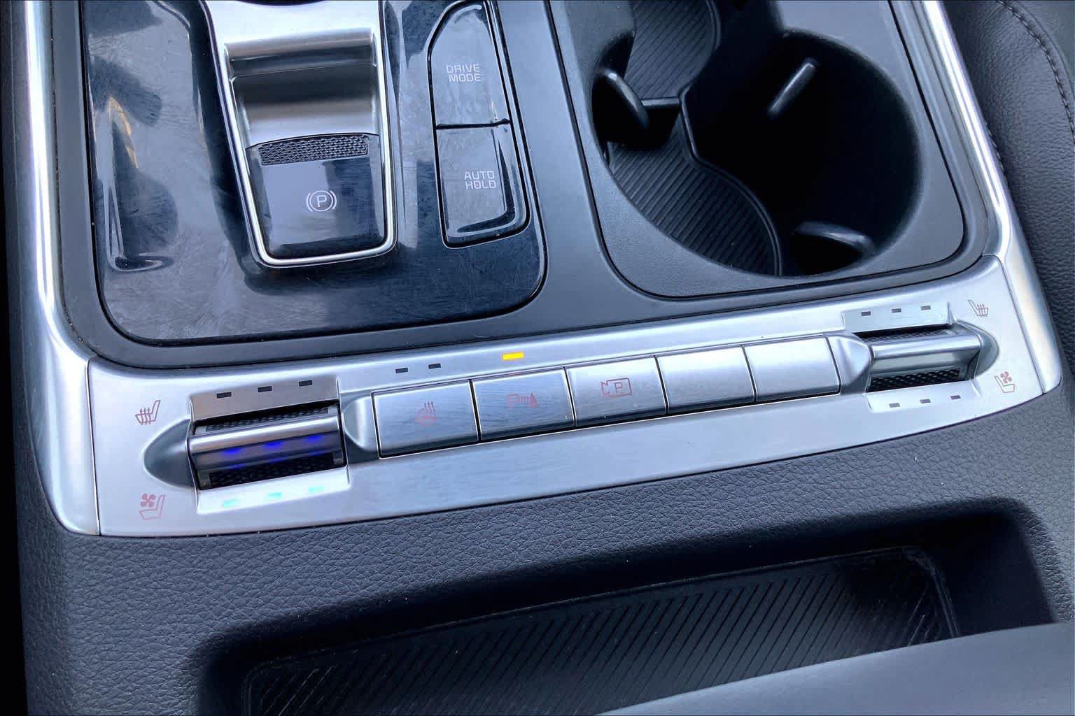 Used 2025 Kia Carnival SX Prestige FWD image 29