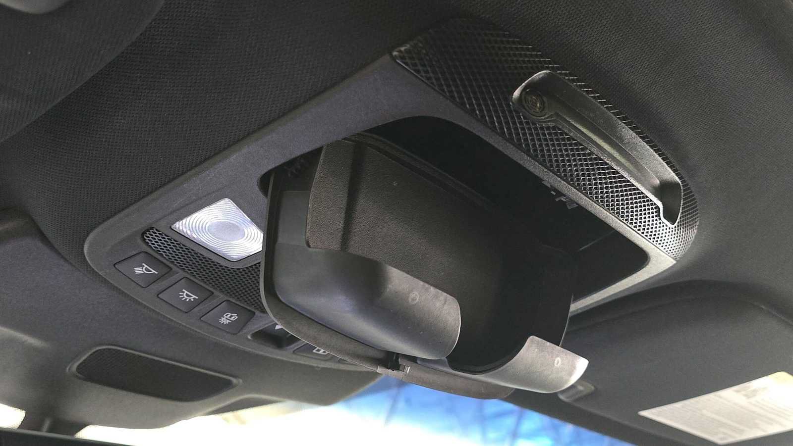 Used 2020 Lincoln Nautilus Reserve FWD image 35