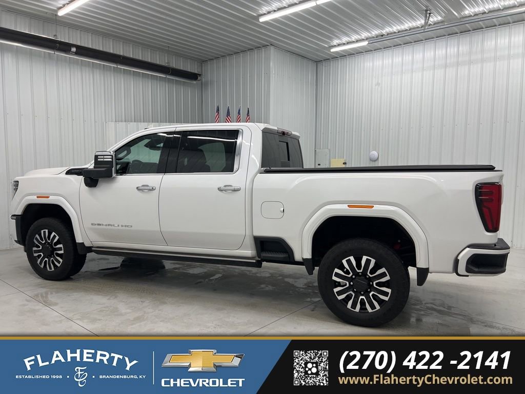 Used 2024 GMC Sierra 3500 Denali Ultimate image 5