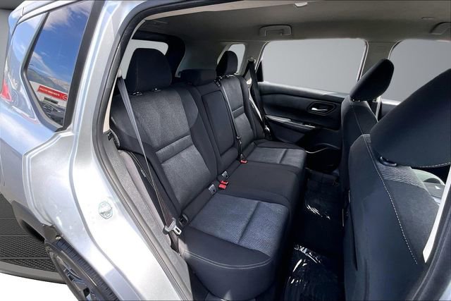 Certified 2024 Nissan Rogue SV image 25