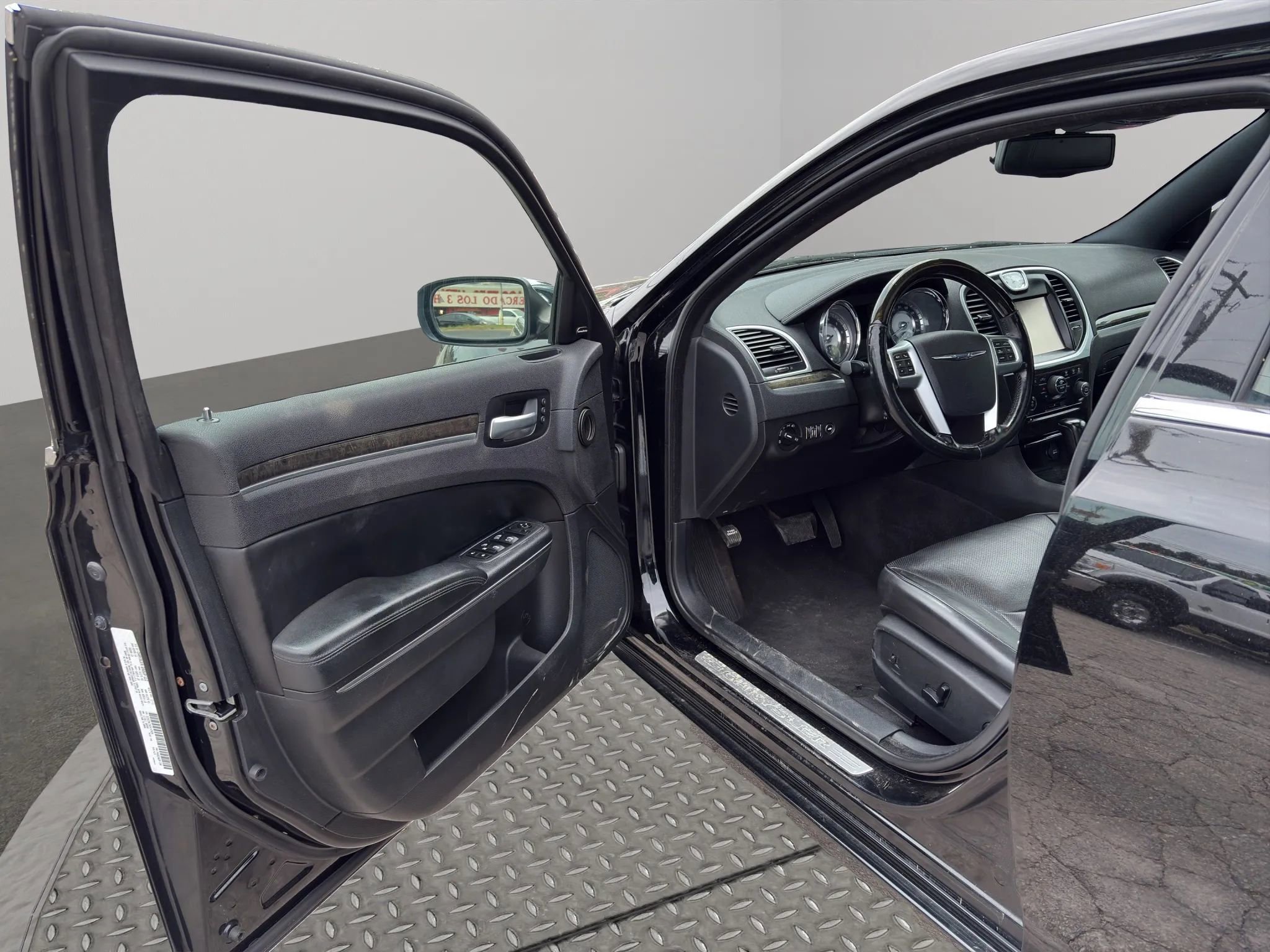 Used 2012 Chrysler 300 C w/ 19-Premium Speaker Group AWD/4WD image 23