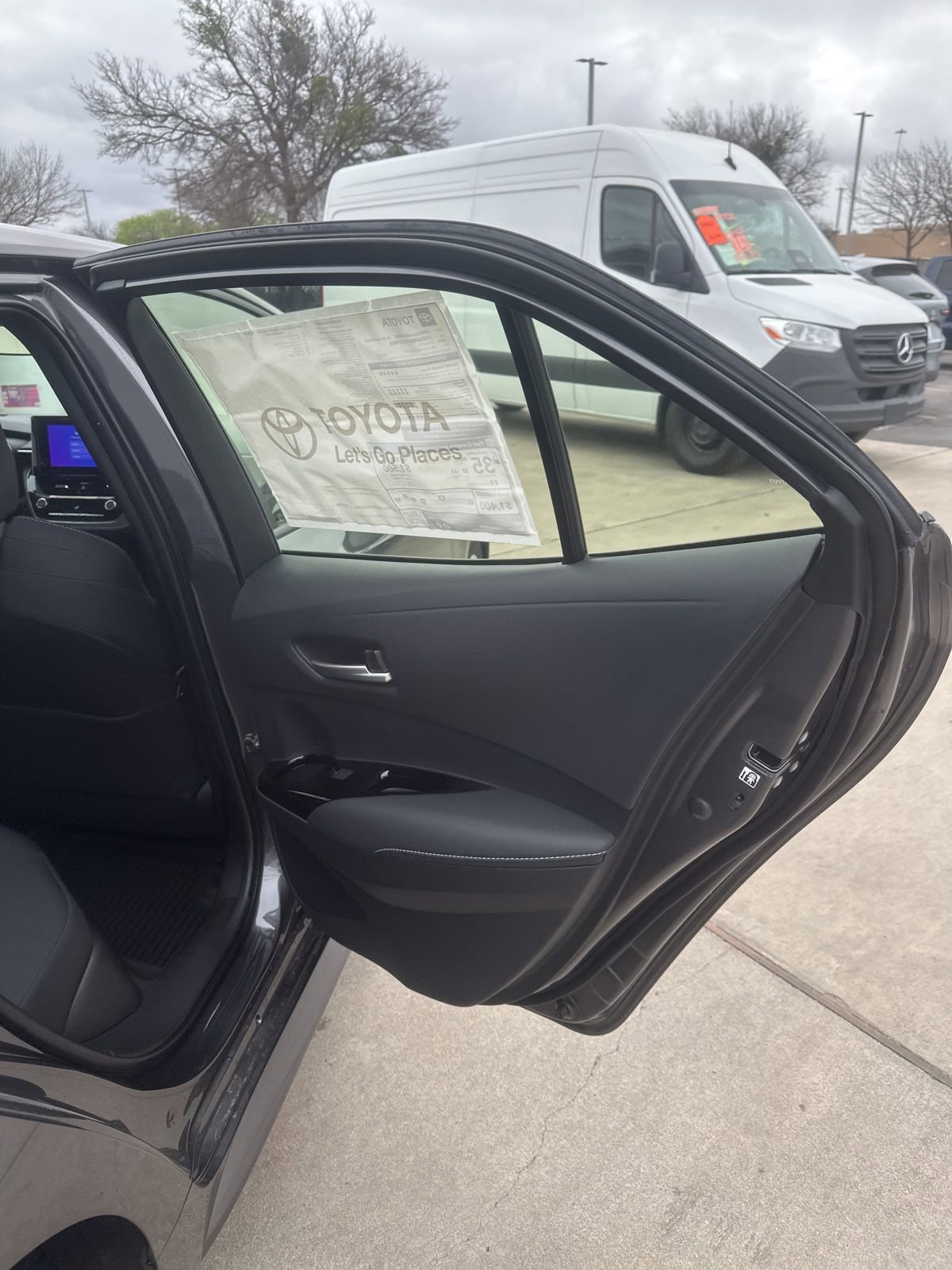 Used 2026 Toyota Corolla SE image 12