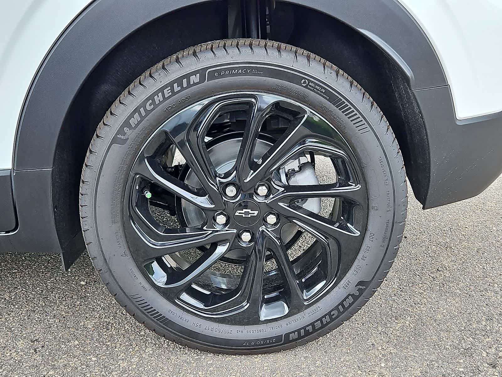 New 2027 Chevrolet Bolt RS FWD image 7