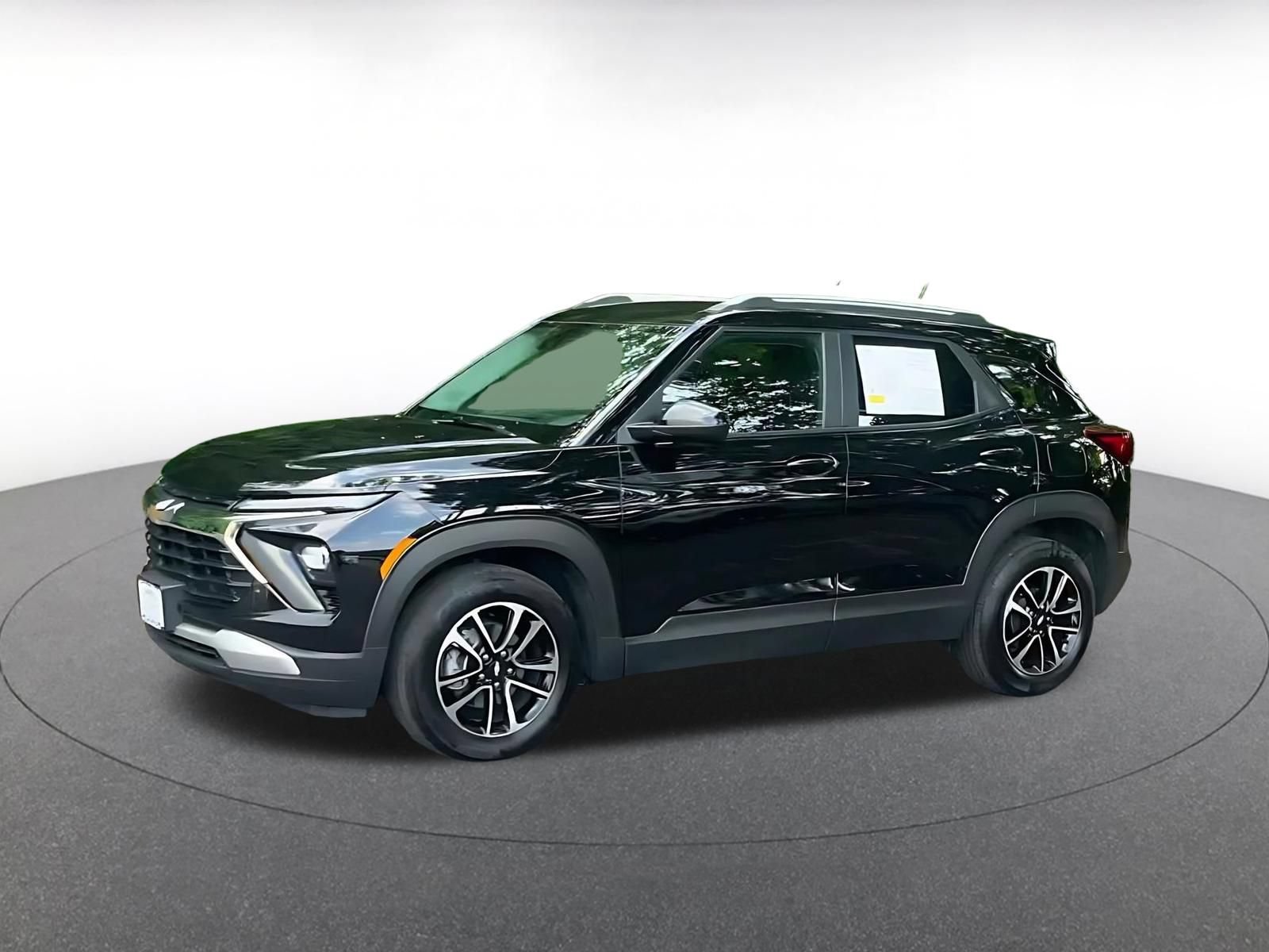 Used 2025 Chevrolet TrailBlazer LT FWD image 8