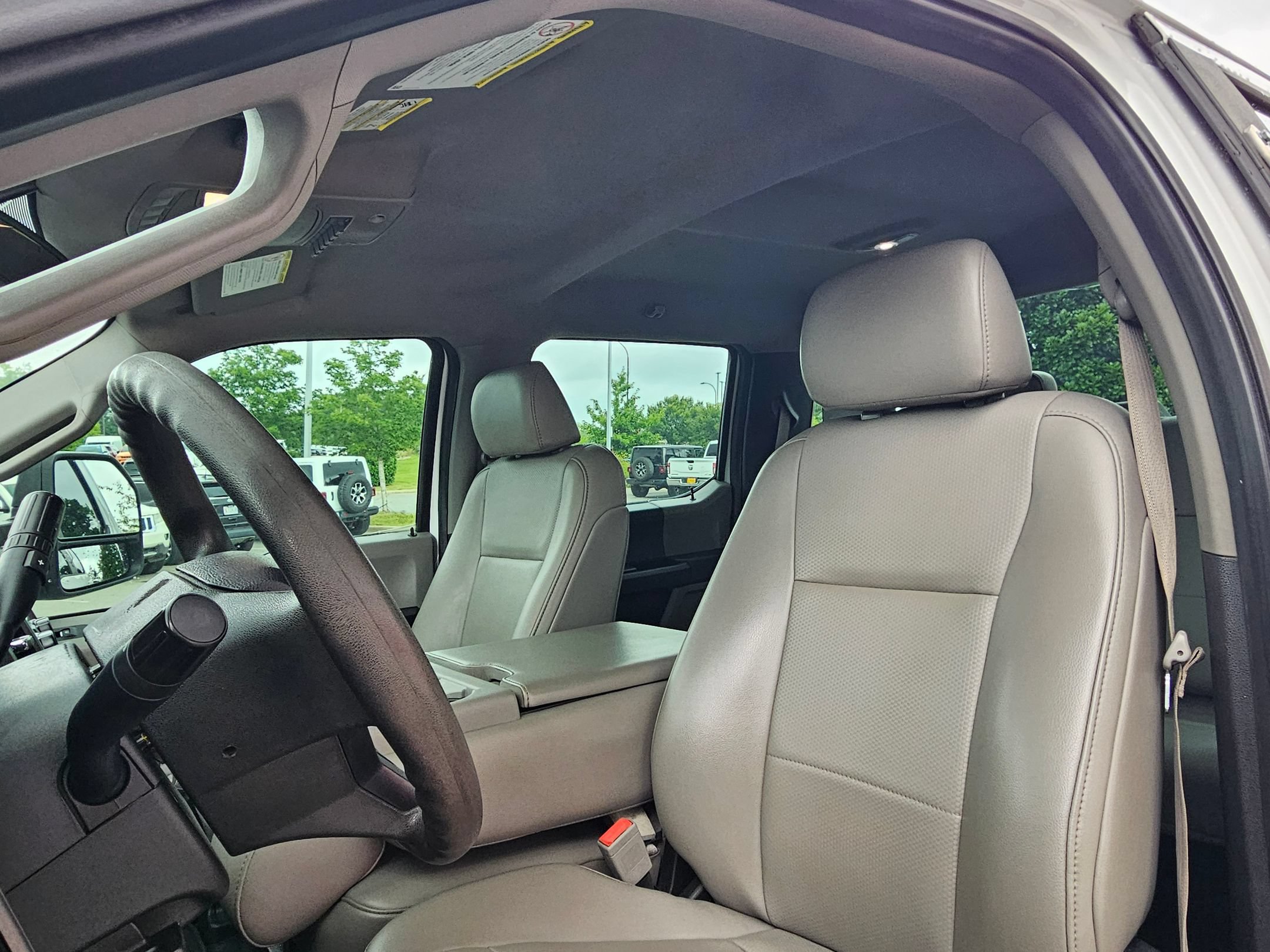 Used 2019 Ford F250 XL w/ Power Equipment Group AWD/4WD image 21