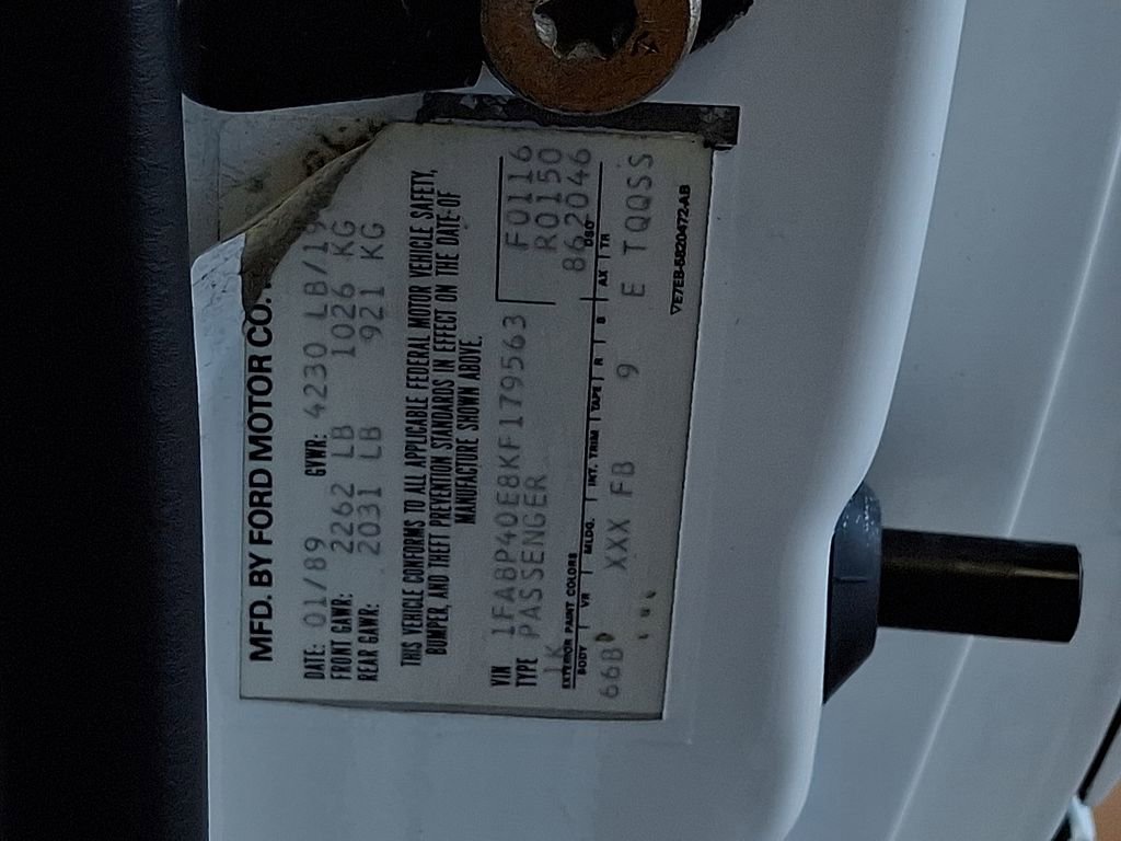 Used 1989 Ford Mustang LX image 28