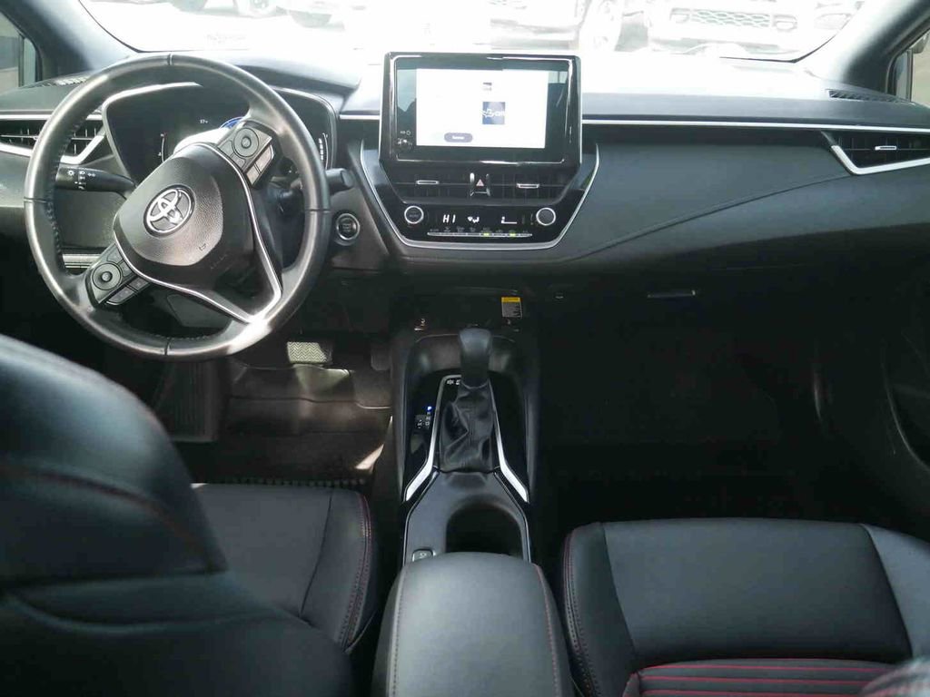 Used 2024 Toyota Corolla XSE image 5
