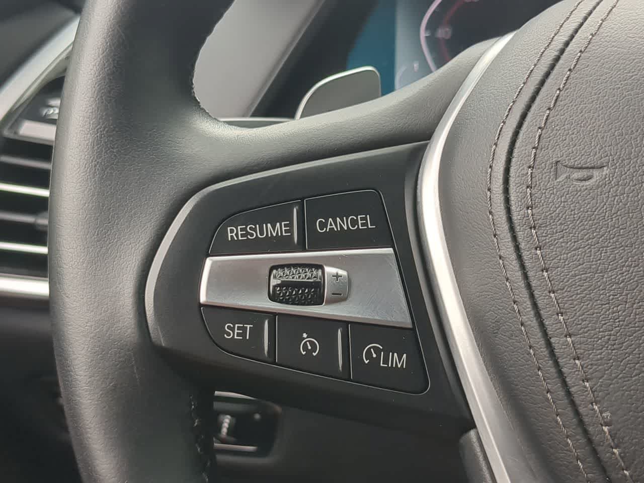Used 2020 BMW X5 sDrive40i w/ Premium Package RWD image 26
