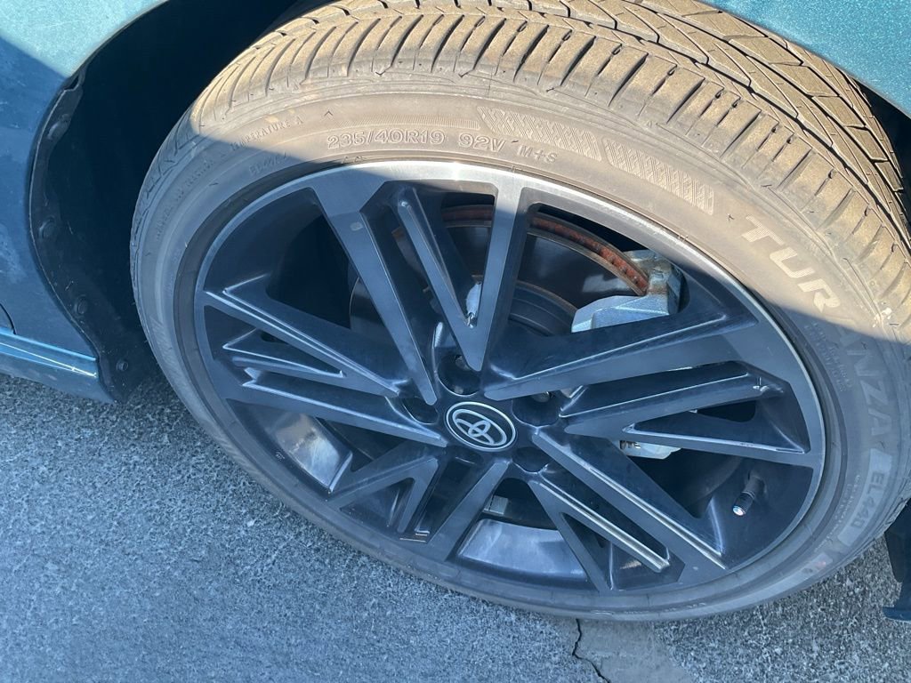 Used 2025 Toyota Camry XSE image 2