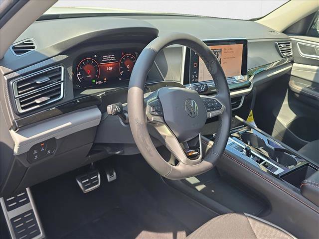 Used 2026 Volkswagen Atlas Peak Edition AWD/4WD image 5