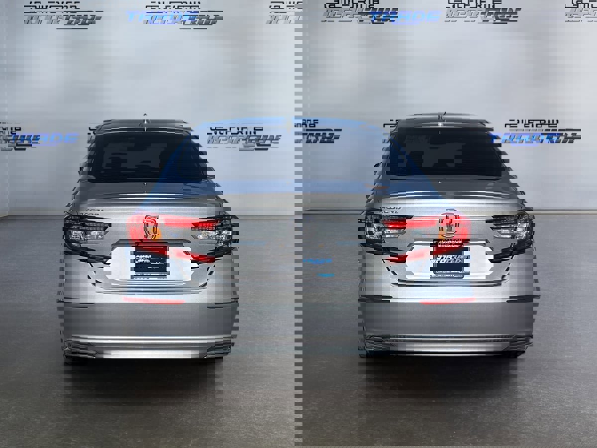 Used 2018 Honda Accord LX image 6