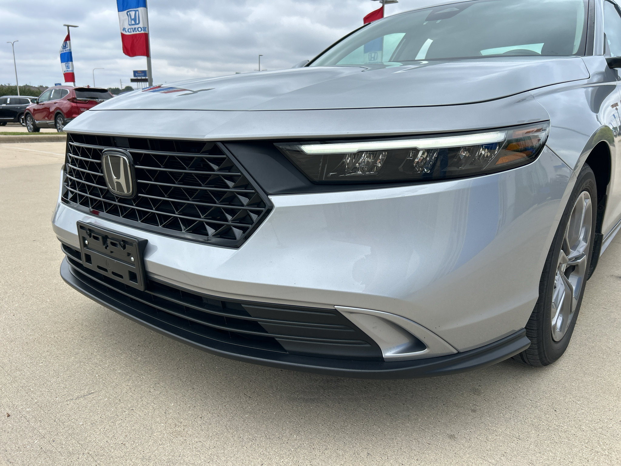 Used 2024 Honda Accord EX image 12