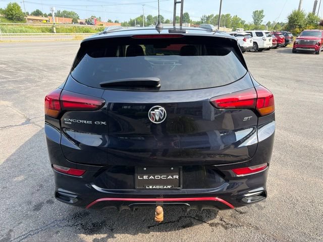Used 2021 Buick Encore GX Select w/ LPO, Active Lifestyle Package AWD/4WD image 4
