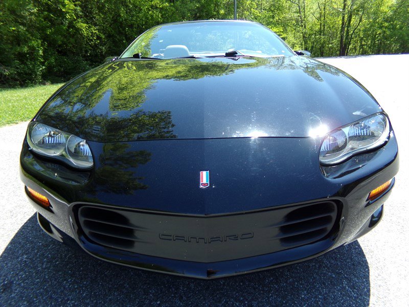 Used 2002 Chevrolet Camaro Z28 image 2