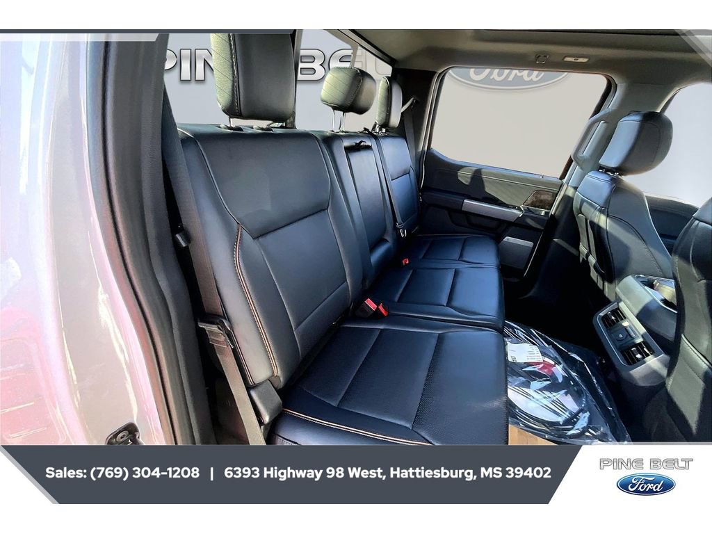New 2026 Ford F250 Lariat w/ Black Appearance Package image 21
