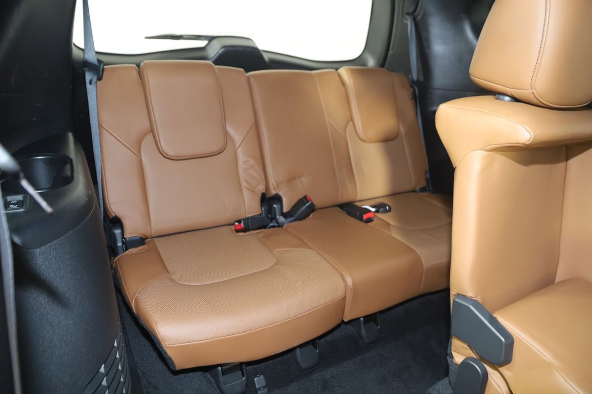 Used 2023 INFINITI QX80 Sensory w/ Cargo Package AWD/4WD image 19