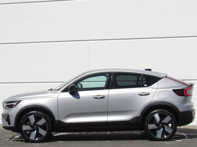 Used 2023 Volvo C40 P8 Recharge Ultimate w/ Protection Package Premier AWD/4WD image 4