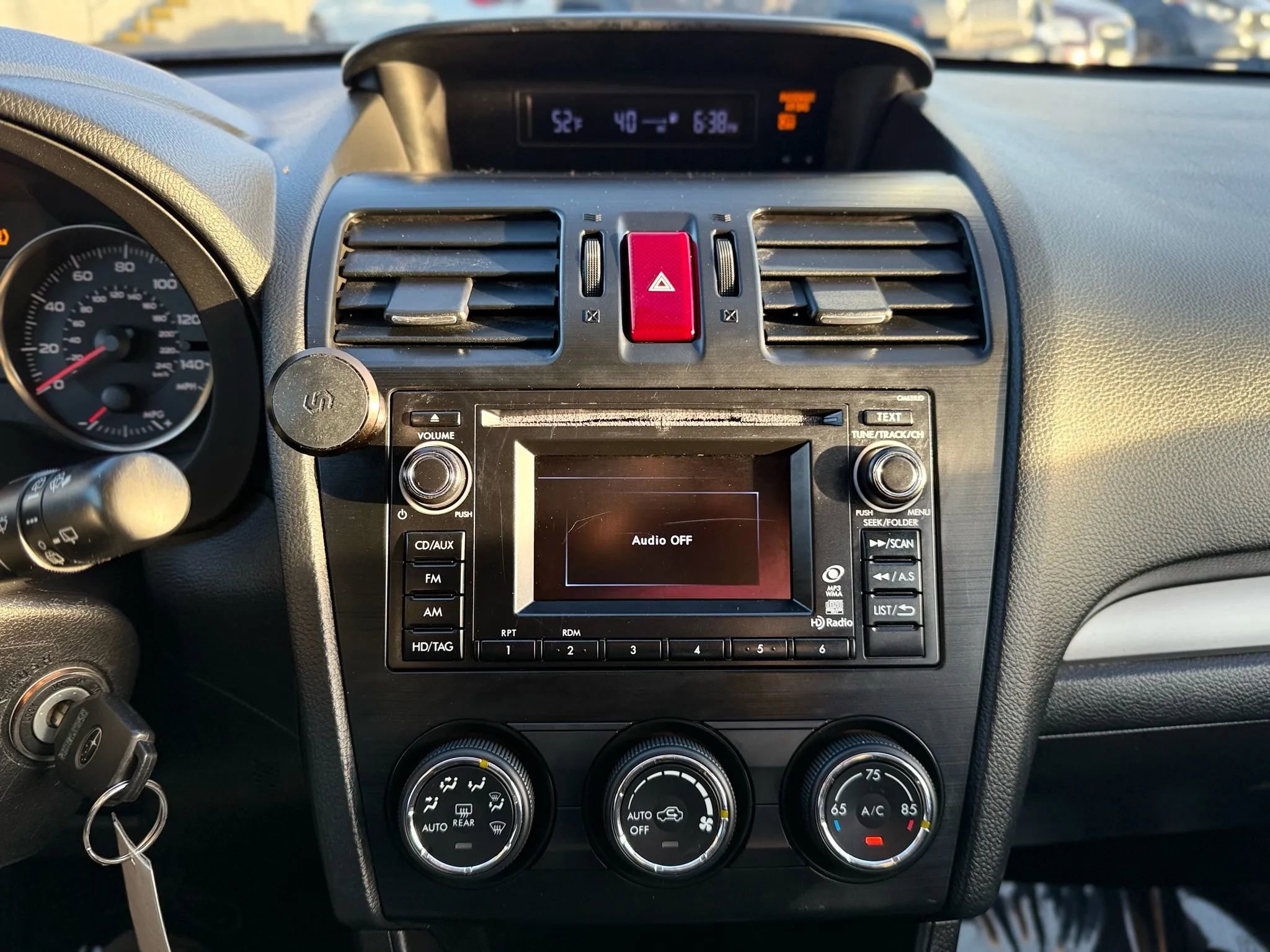 Used 2014 Subaru Crosstrek 2.0i Limited image 28