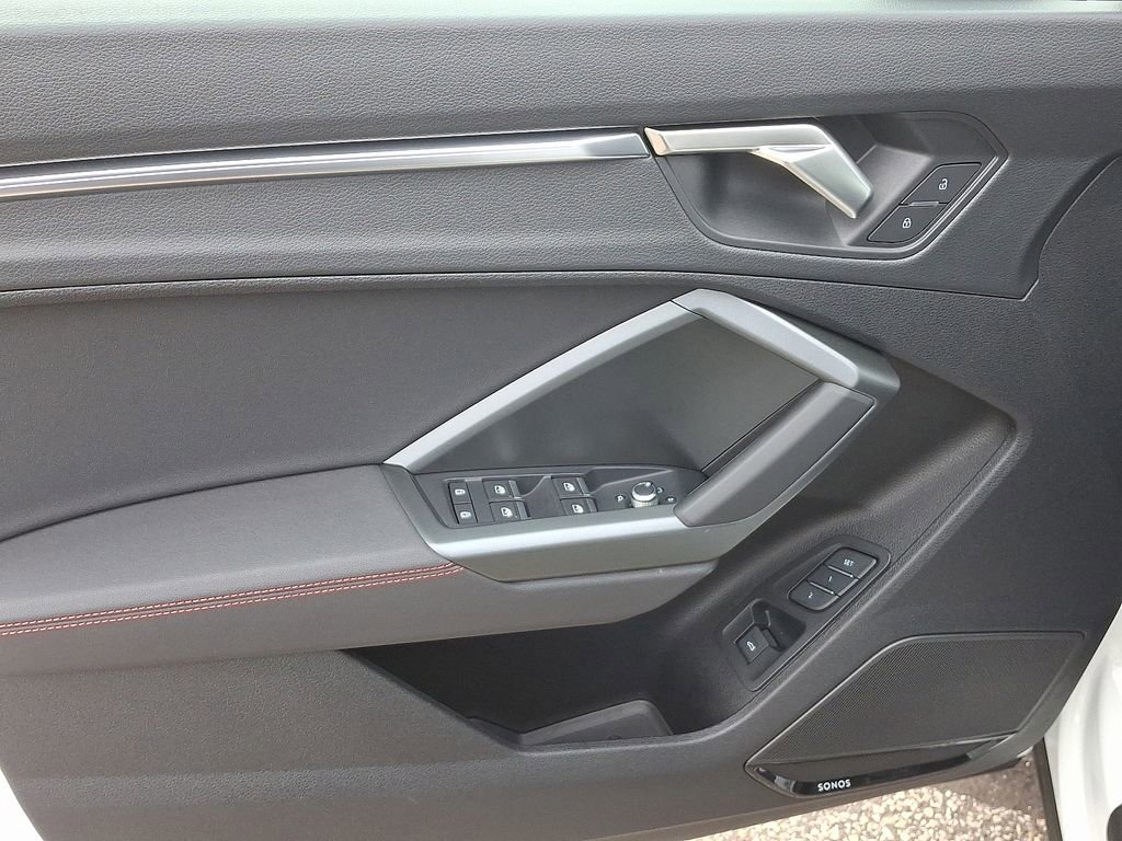 Certified 2025 Audi Q3 2.0T Premium Plus w/ Premium Plus Package image 13