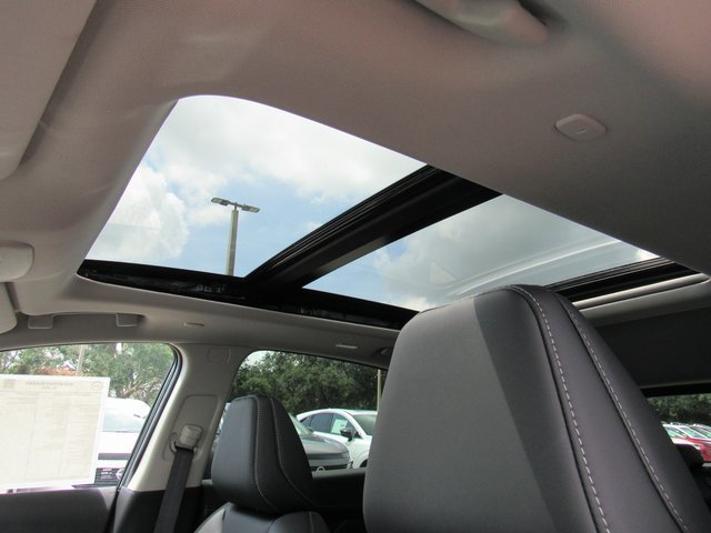 New 2025 Nissan Murano SL image 15