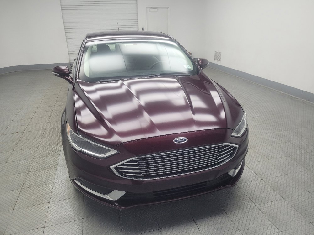 Used 2018 Ford Fusion SE w/ Fusion SE Technology Package FWD image 14