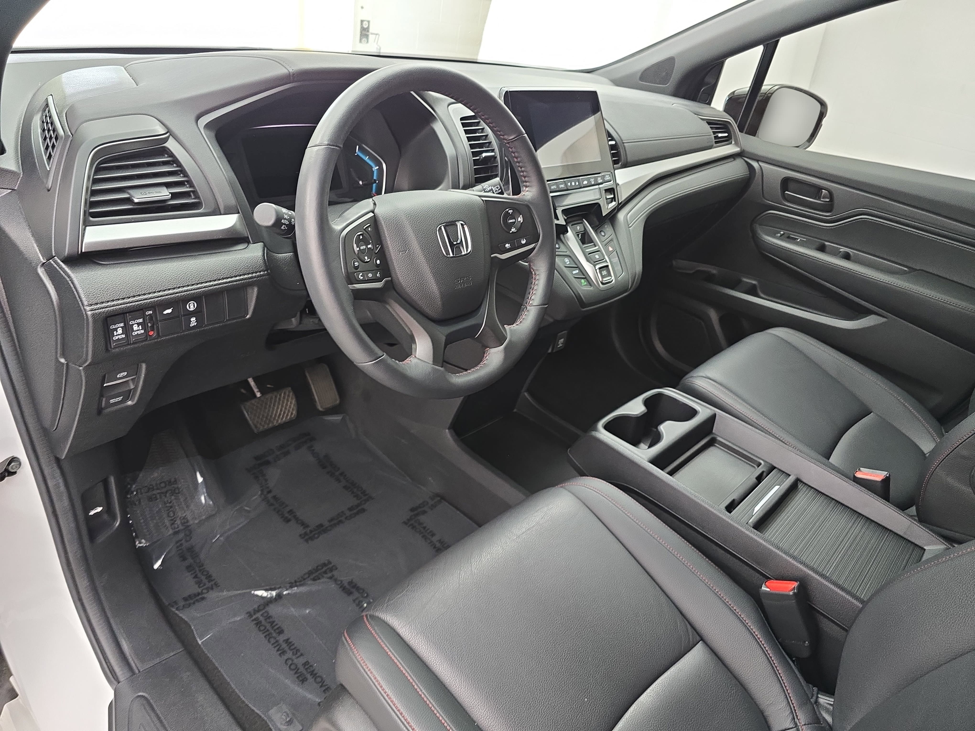 Certified 2024 Honda Odyssey Sport image 17