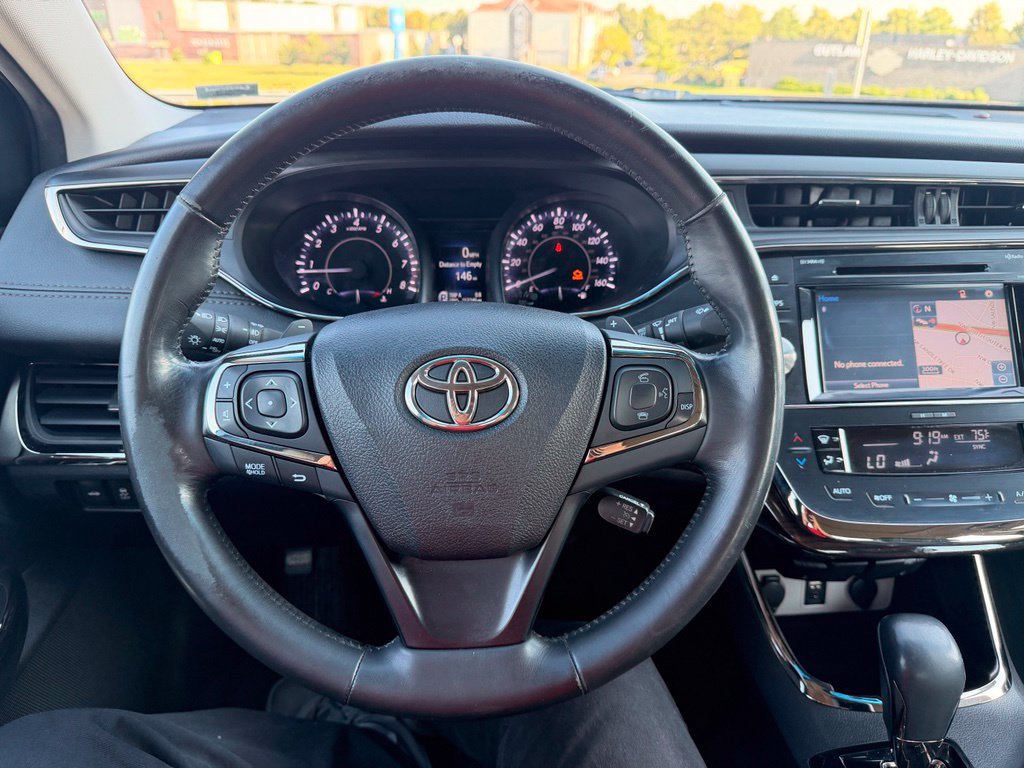 Used 2015 Toyota Avalon XLE Touring FWD image 16