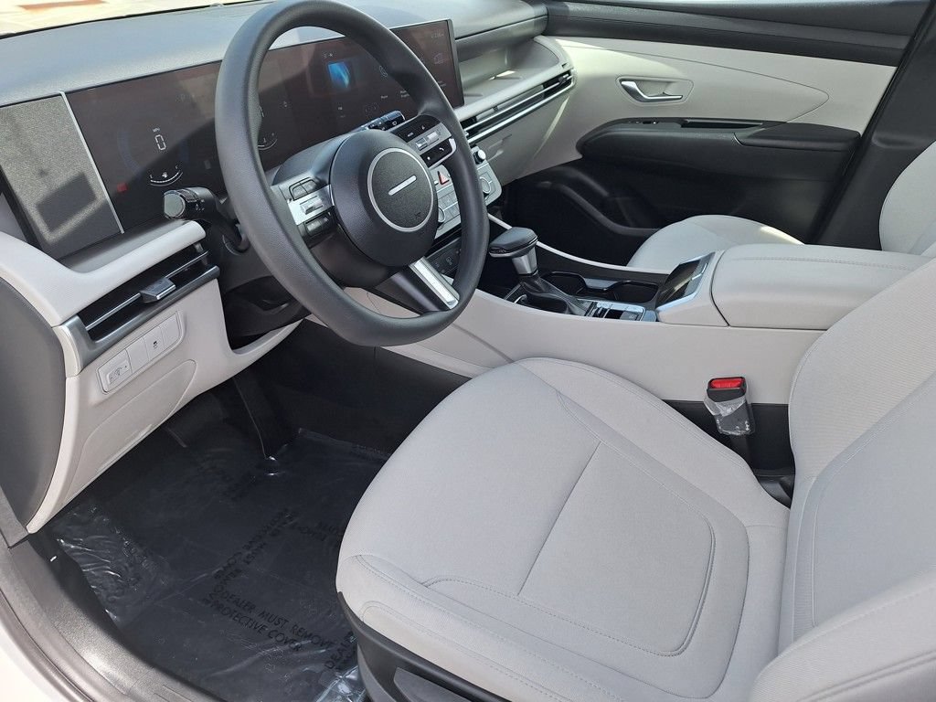 New 2025 Hyundai Tucson SE AWD/4WD image 10