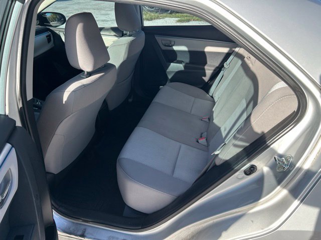 Used 2016 Toyota Corolla LE FWD image 6